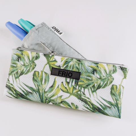 FRIO Two Cooling Wallet Jungle FRIO Two Cooling Wallet Jungle