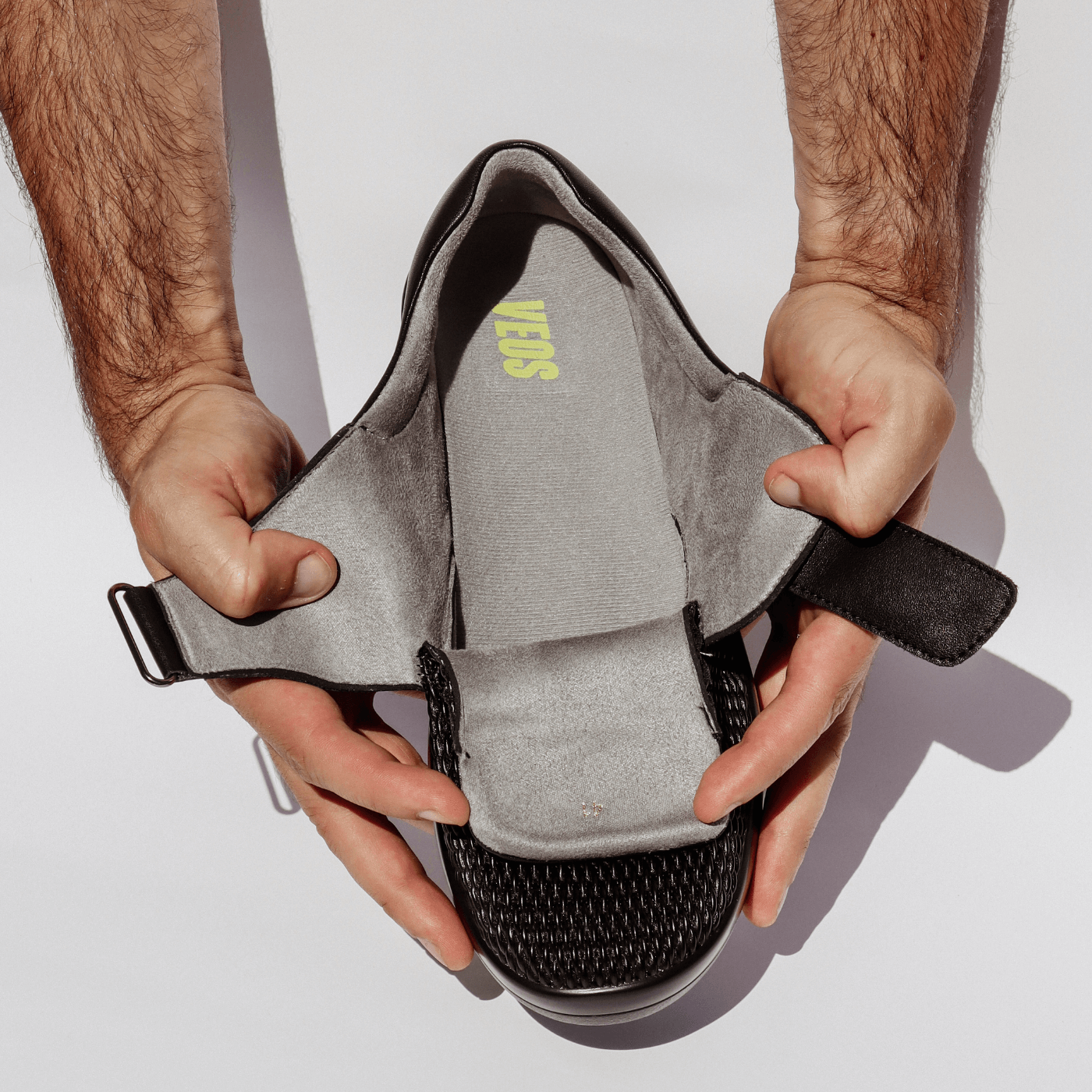 VEOS Neos Wide Recovery Shoes