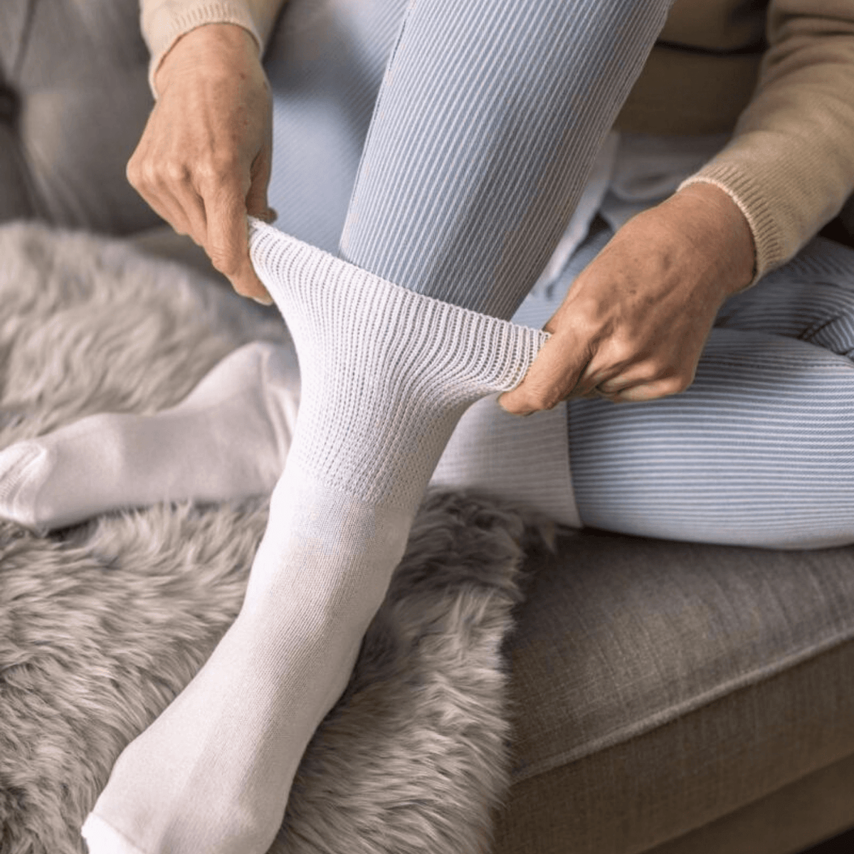 IOMI FOOTNURSE Cushion Foot Diabetes Socks 3pk