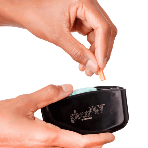 Glucology Pen Needle Pocket Container 3pk