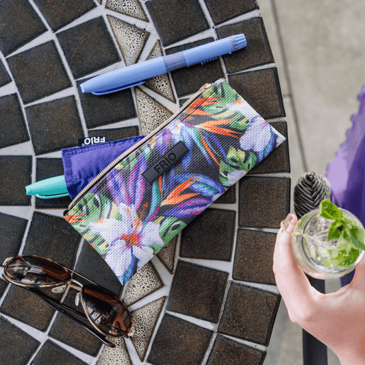 FRIO Two Cooling Wallet Tropical